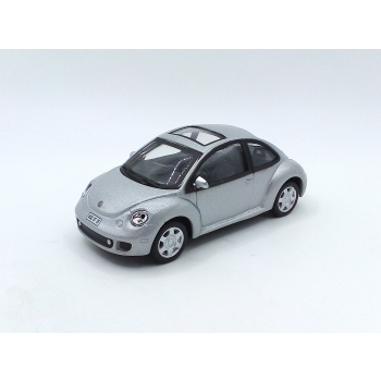 Volkswagen New Beetle silver - skala 1:43 - Cararama